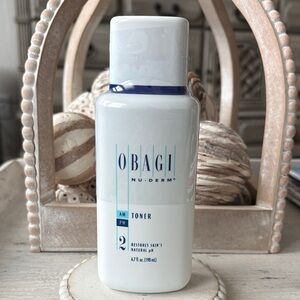 Obagi Nu-Derm Toner - White with Blue Accents